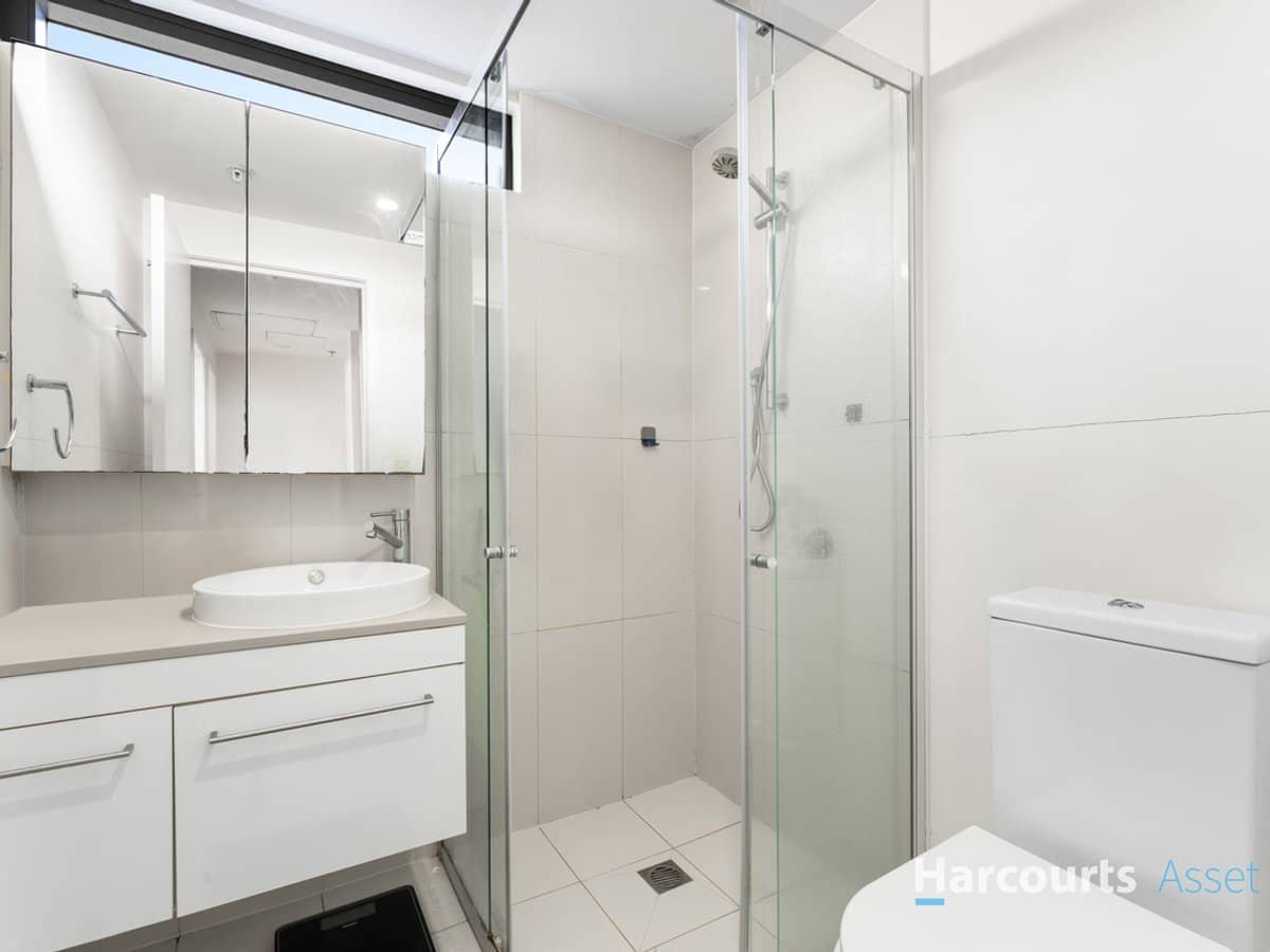 16 Hamilton Place, BOWEN HILLS - Thumbnail 8