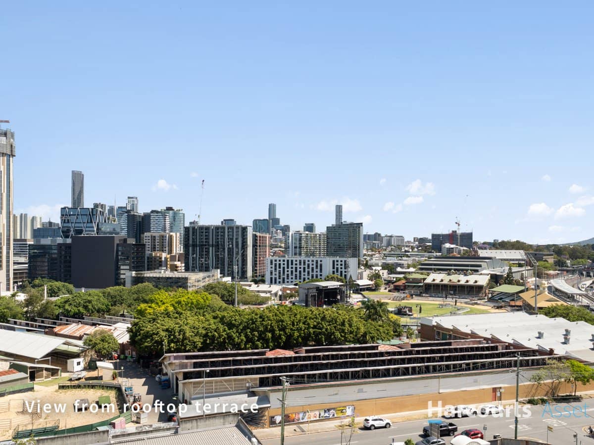 16 Hamilton Place, BOWEN HILLS - Thumbnail 15