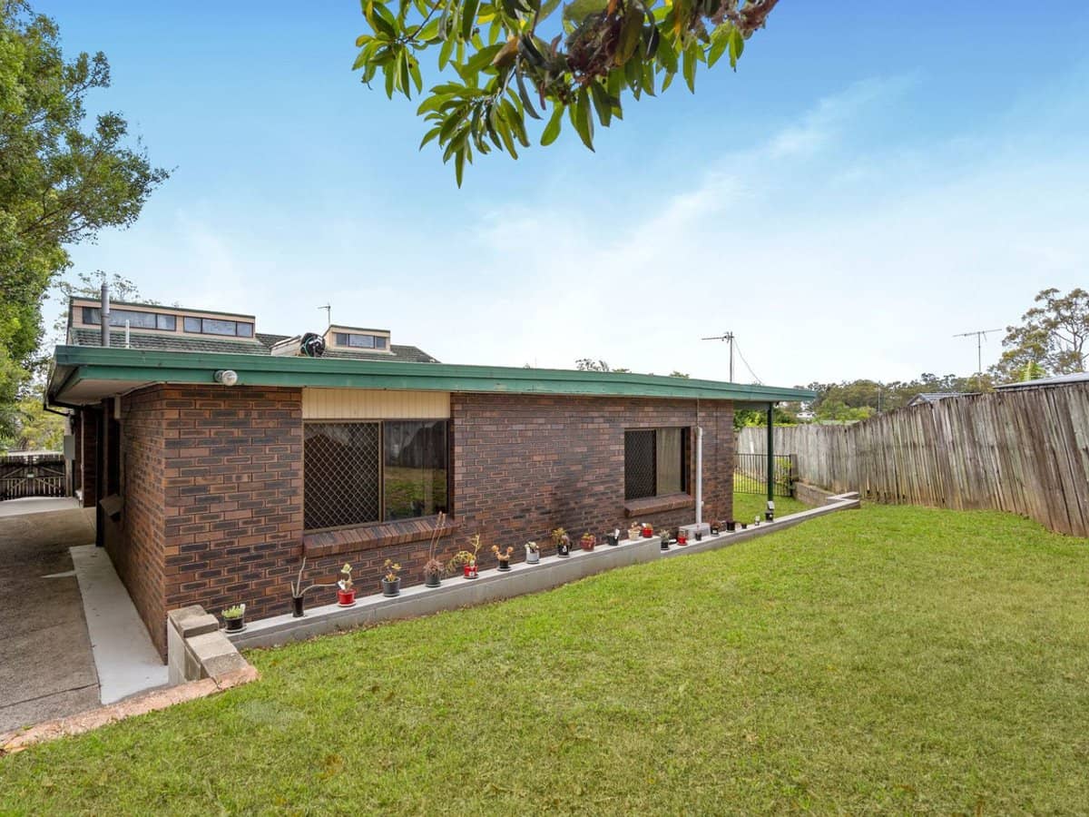 3 Mara Court, ASHMORE - Thumbnail 15