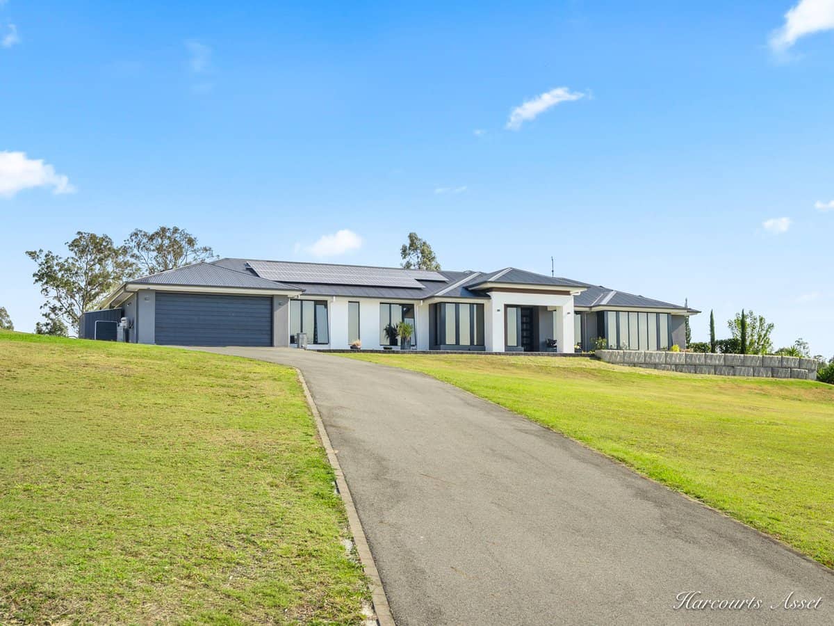 21-25 Deeke Place, JIMBOOMBA - Thumbnail 2