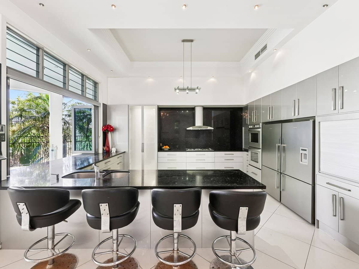 27 Azzurra Drive, Varsity Lakes - Thumbnail 9