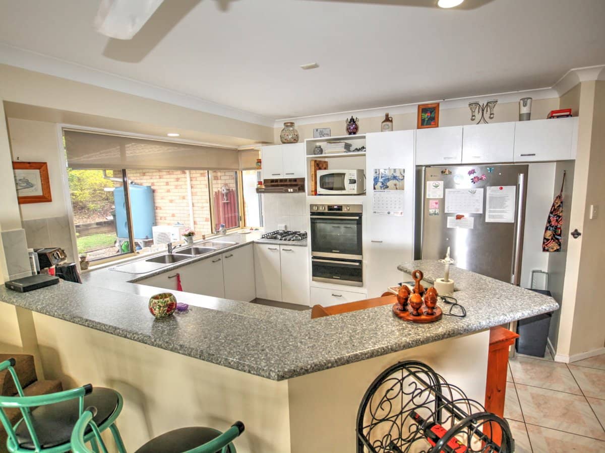 168-170 WALKER Drive, KOORALBYN - Thumbnail 2