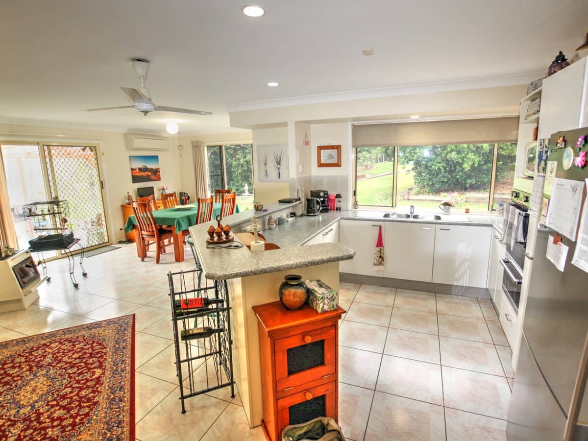 168-170 WALKER Drive, KOORALBYN - Thumbnail 3