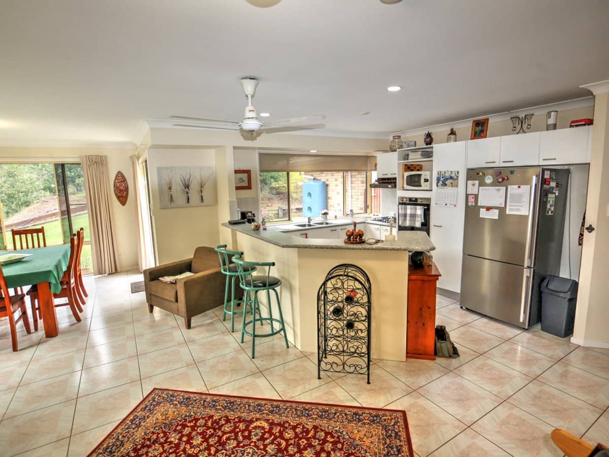 168-170 WALKER Drive, KOORALBYN - Thumbnail 4