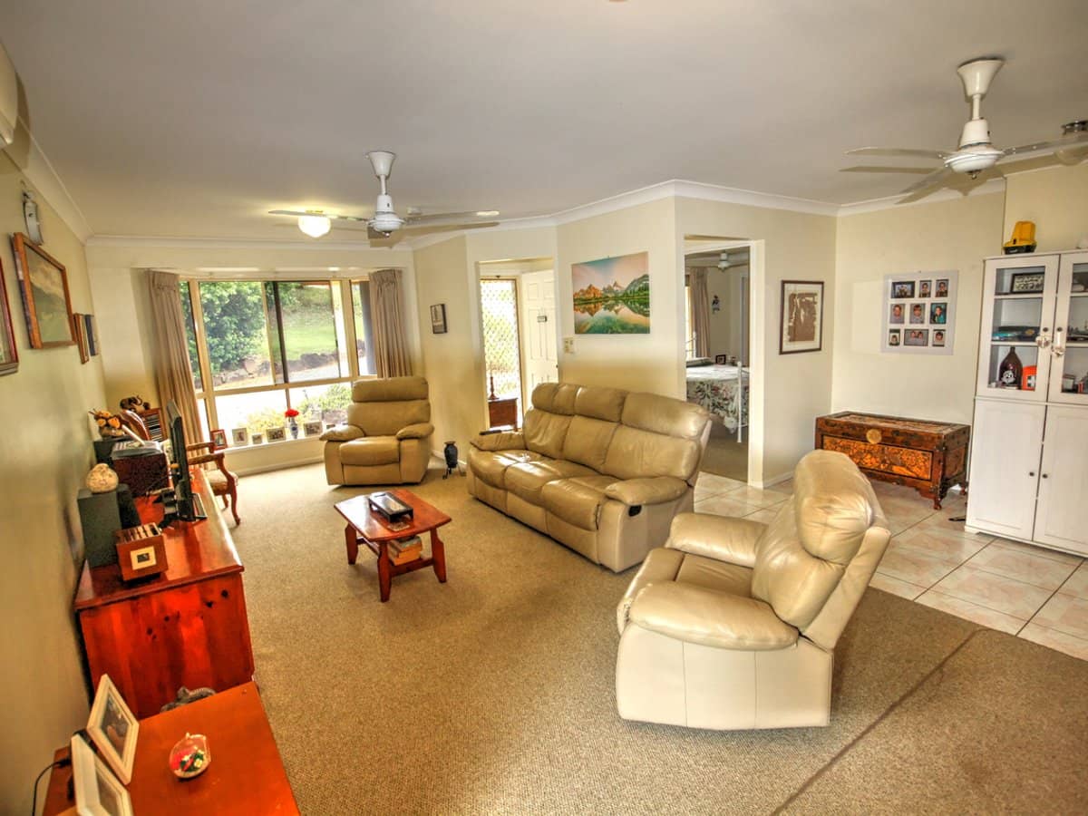 168-170 WALKER Drive, KOORALBYN - Thumbnail 6