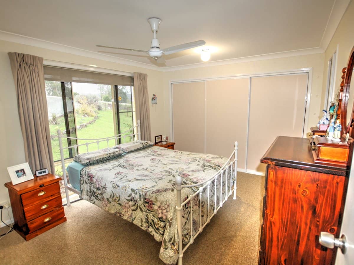 168-170 WALKER Drive, KOORALBYN - Thumbnail 9