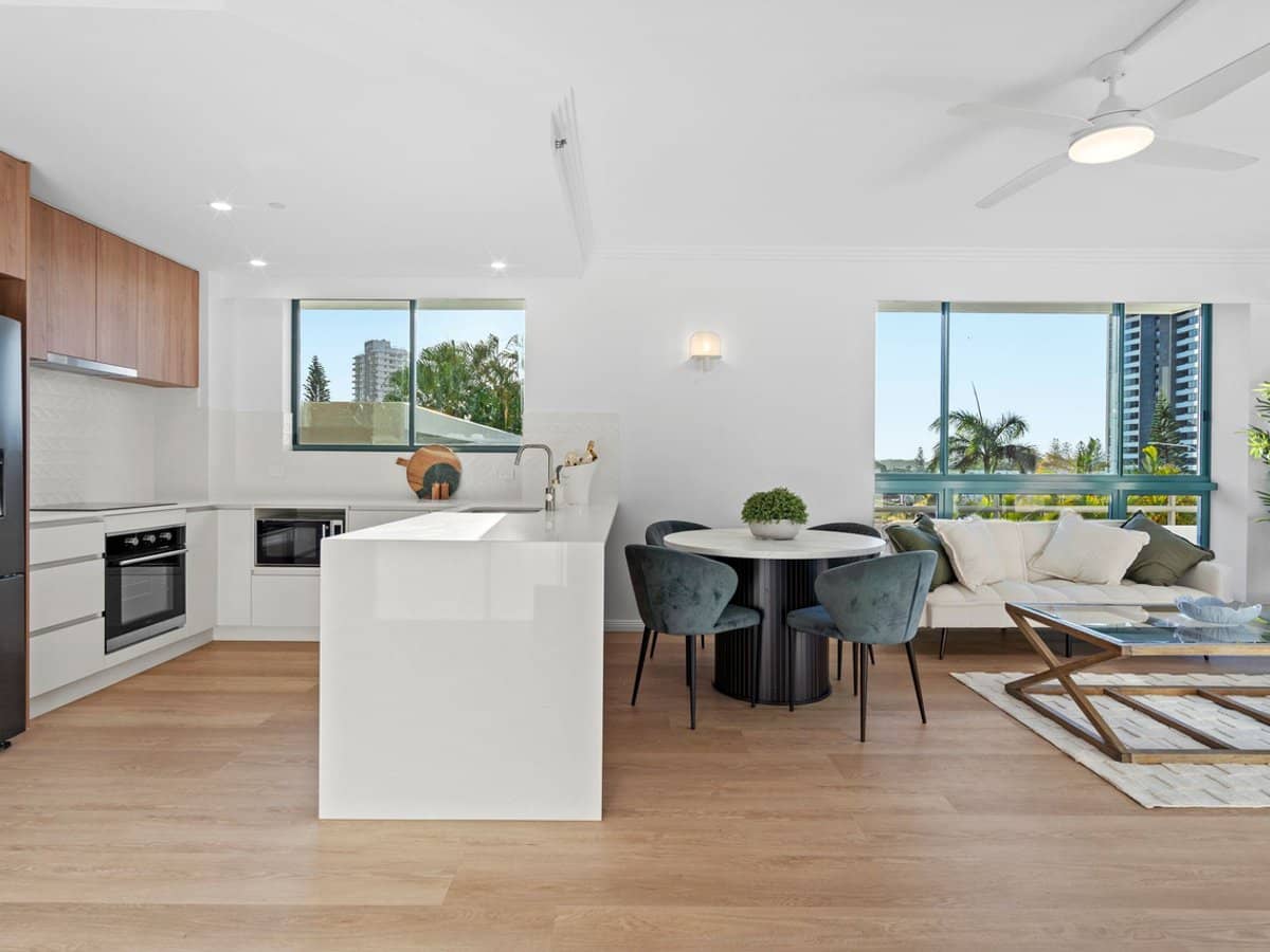 5-19 Palm Avenue, SURFERS PARADISE - Thumbnail 4