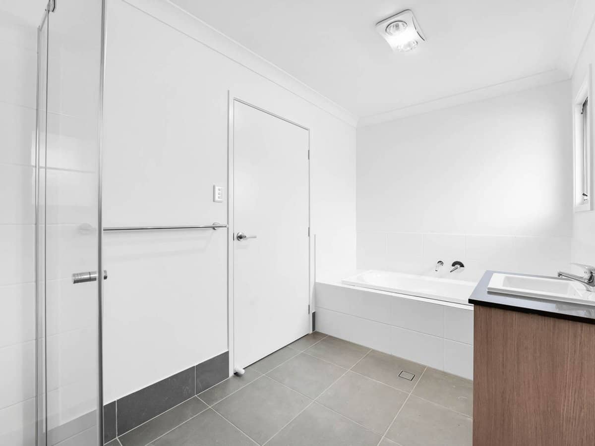 36 Wallowa Way, Redbank Plains - Thumbnail 12