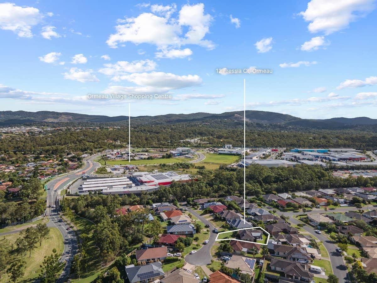 12 Freesia Court, ORMEAU - Thumbnail 16