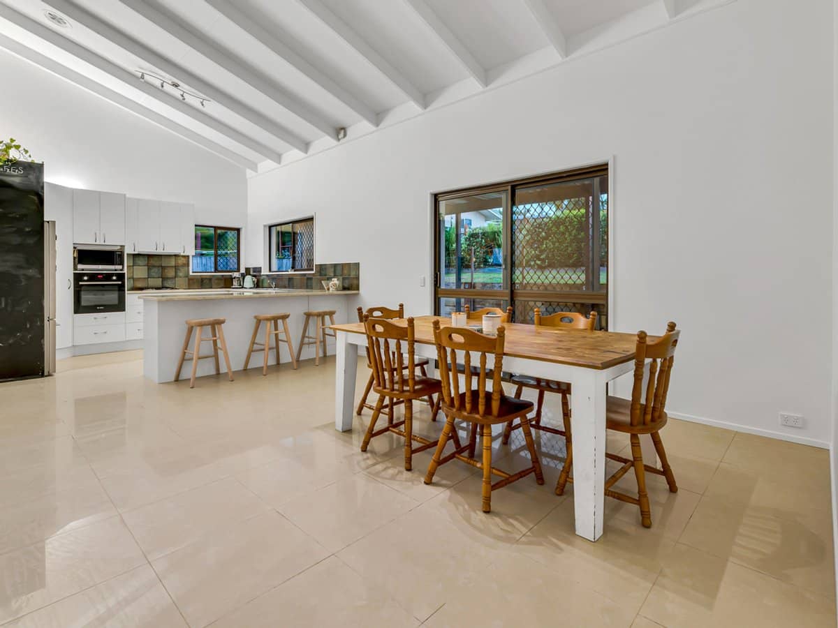 12 Kurrambee Avenue, ASHMORE - Thumbnail 7