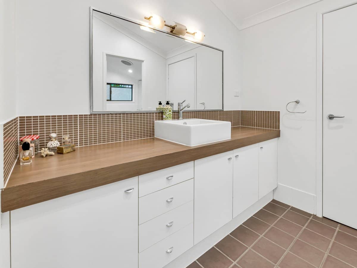 12 Kurrambee Avenue, ASHMORE - Thumbnail 14