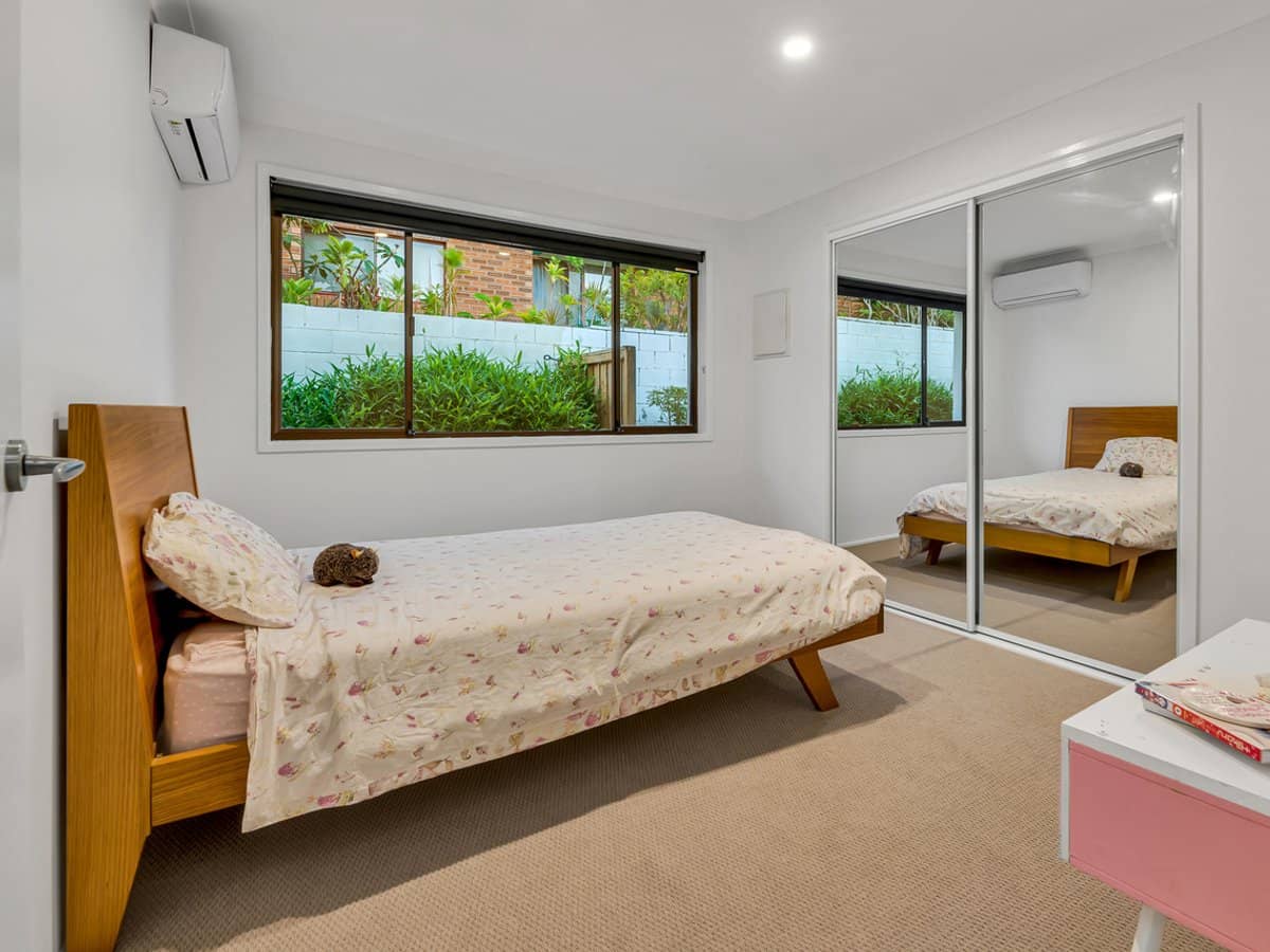 12 Kurrambee Avenue, ASHMORE - Thumbnail 16