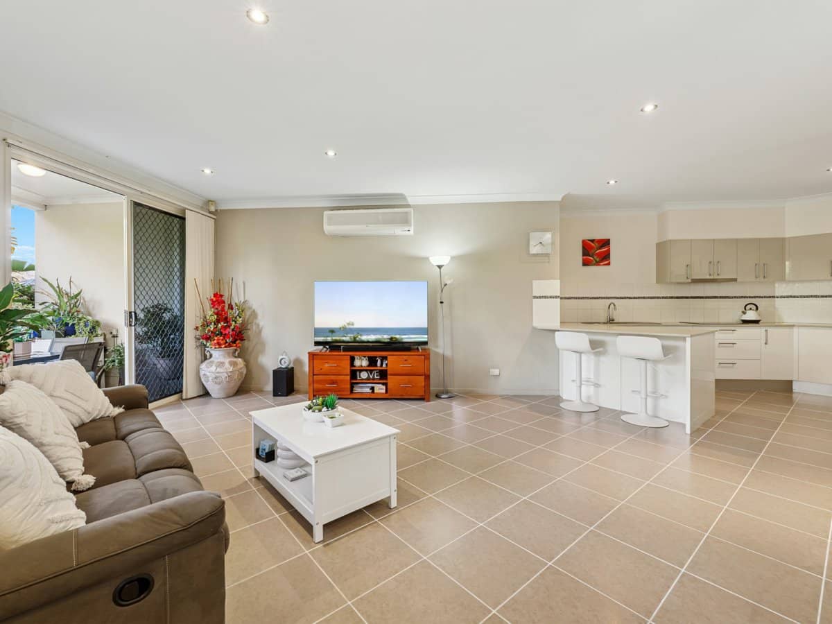 12 Azzurra Drive, VARSITY LAKES - Thumbnail 10