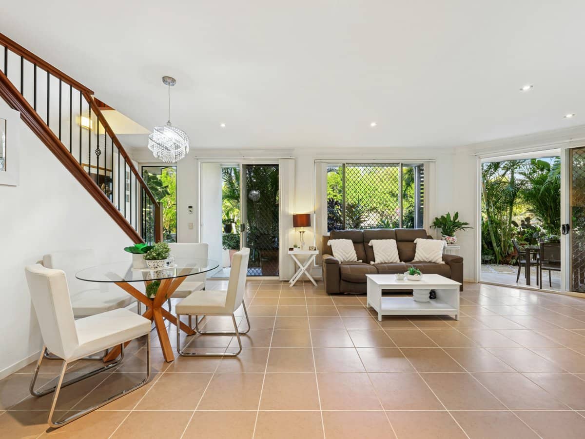 12 Azzurra Drive, VARSITY LAKES - Thumbnail 11