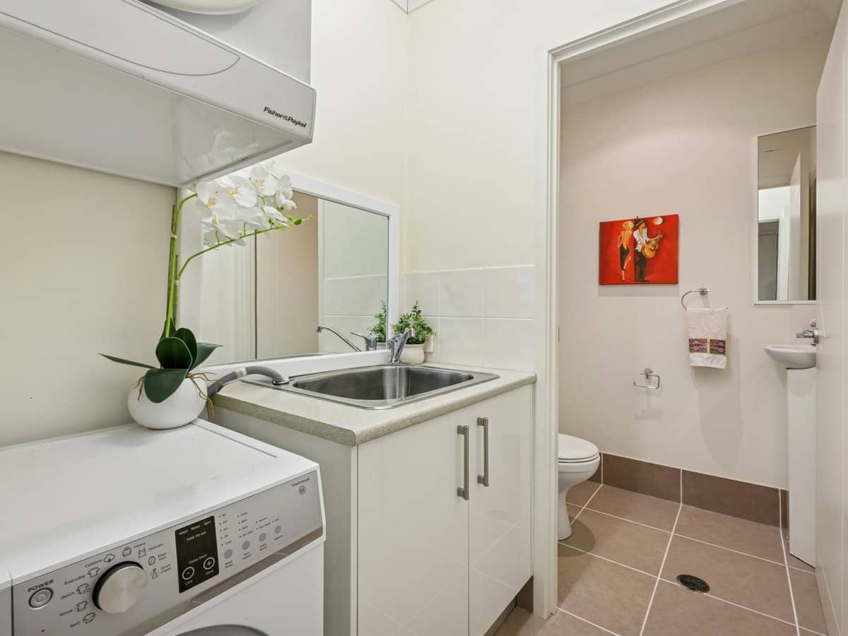 12 Azzurra Drive, VARSITY LAKES - Thumbnail 19