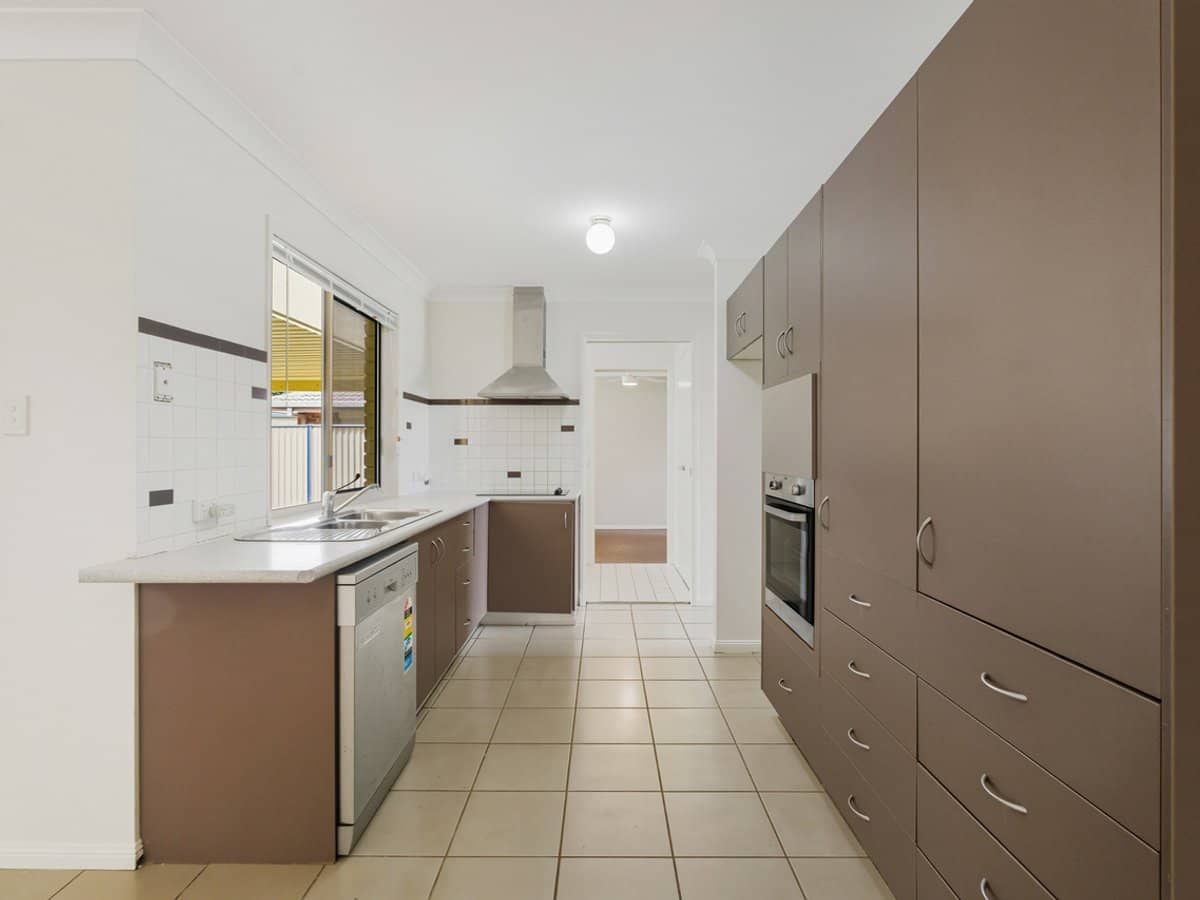 10 Jeanne Drive, VICTORIA POINT - Thumbnail 12