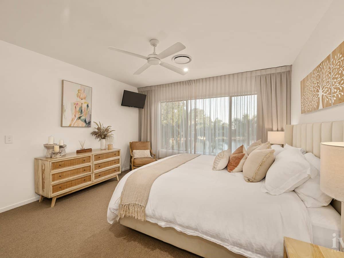 51 Serenity Boulevard, HELENSVALE - Thumbnail 10