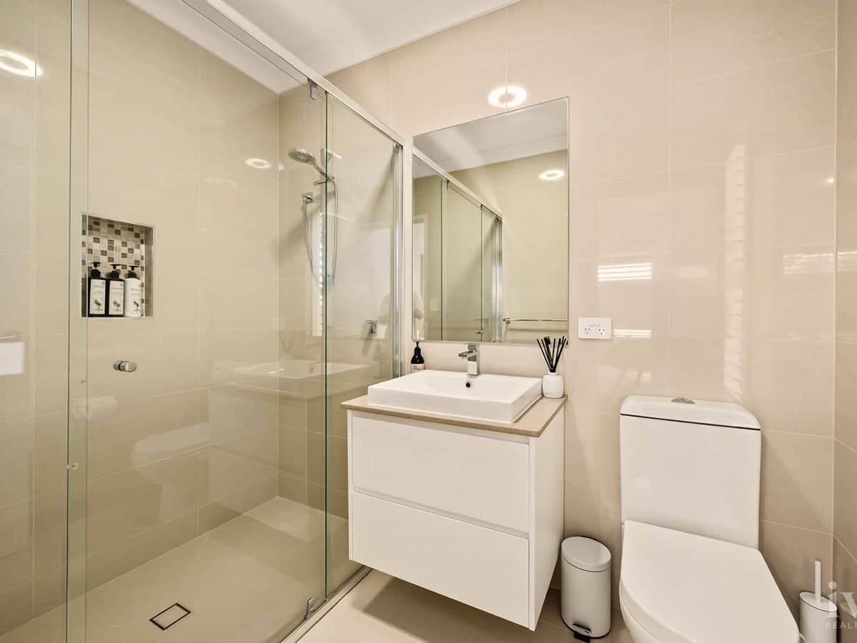 51 Serenity Boulevard, HELENSVALE - Thumbnail 17