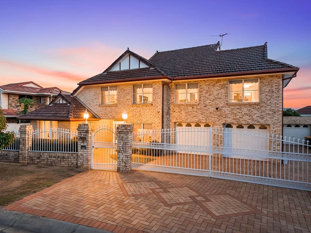 29 Parnassus Street, ROBERTSON - Thumbnail 2