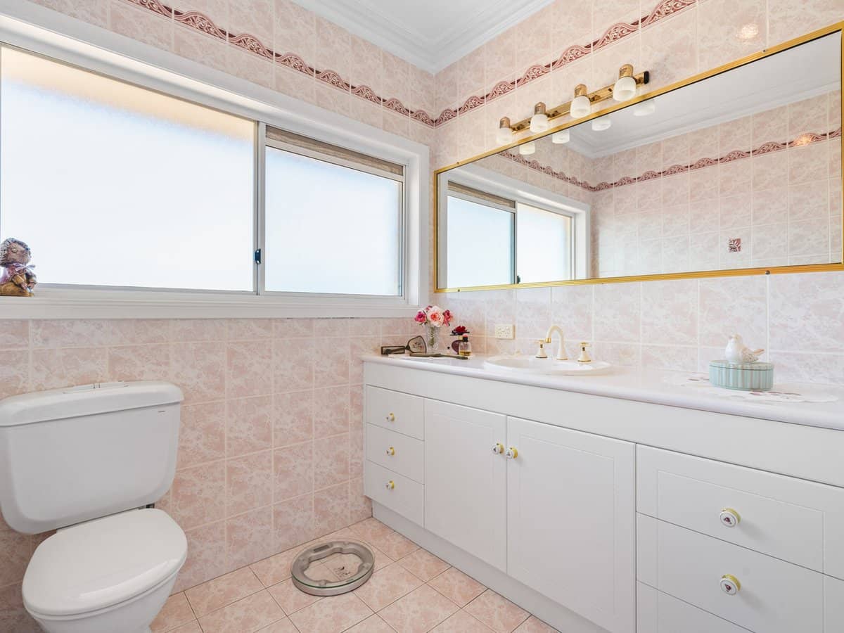 29 Parnassus Street, ROBERTSON - Thumbnail 16