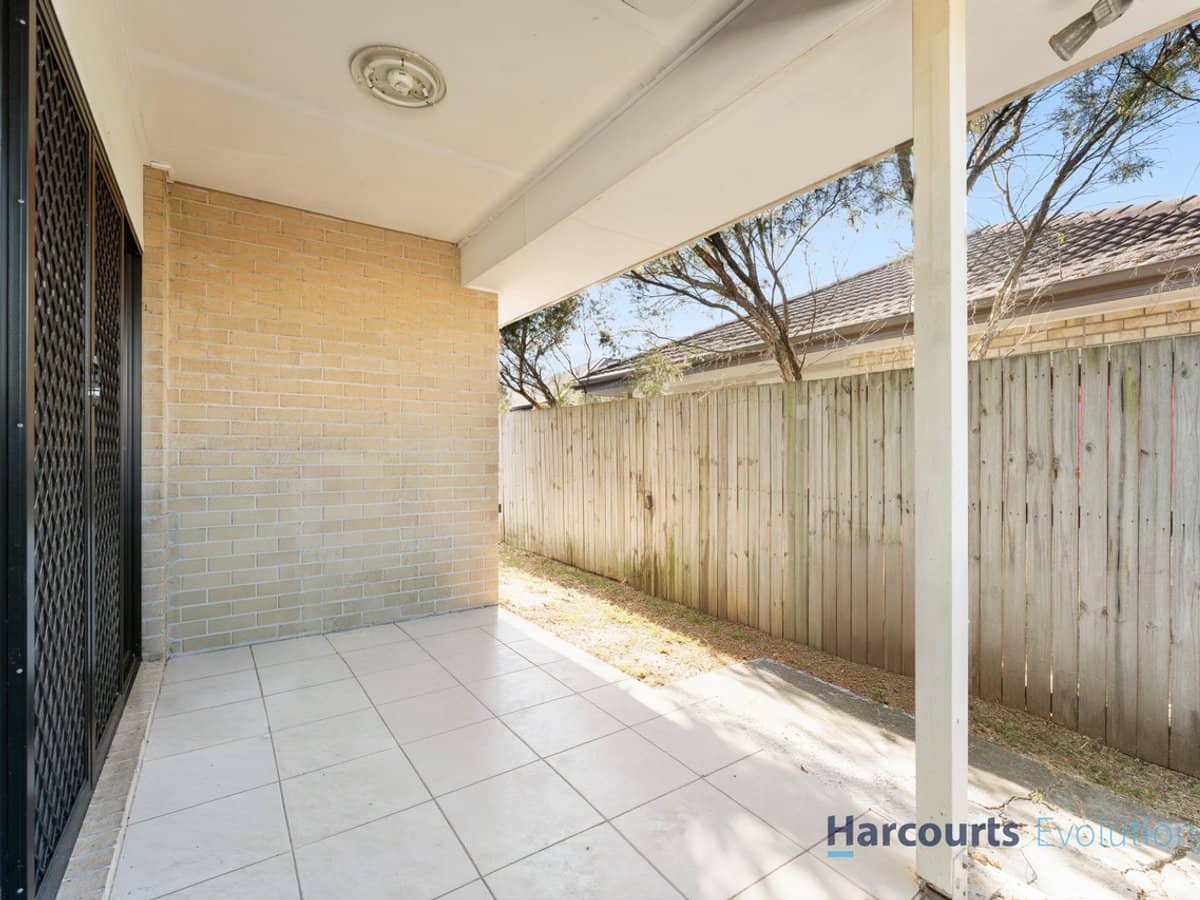 18 Riverstone Avenue, LOGAN RESERVE - Thumbnail 10