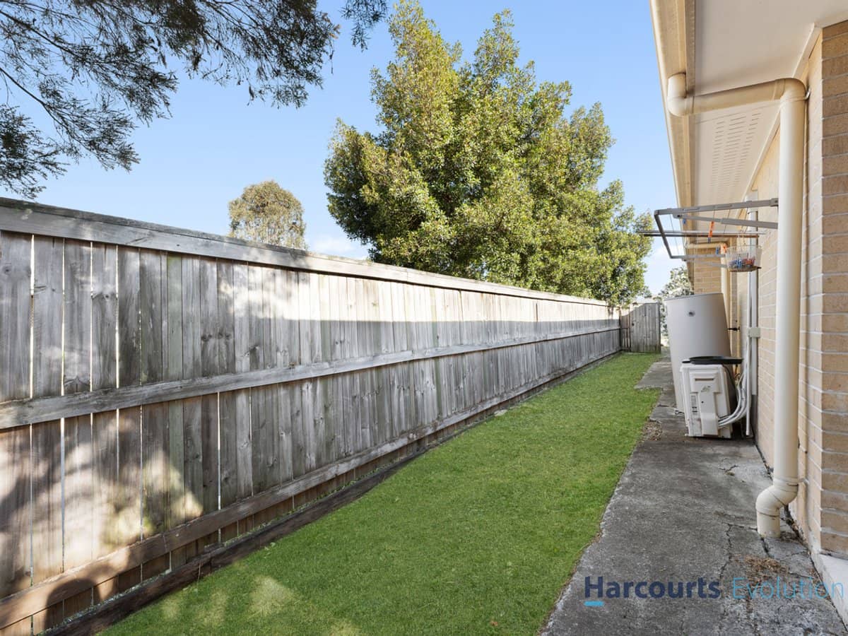 18 Riverstone Avenue, LOGAN RESERVE - Thumbnail 11