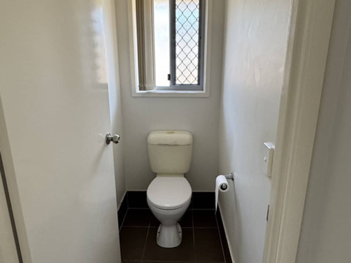 11 Eagle Hawk Drive, Southside - Thumbnail 12