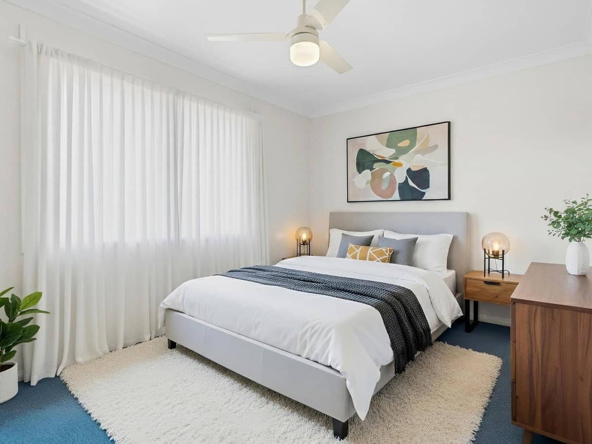 18 Loganlea Road, WATERFORD WEST - Thumbnail 3