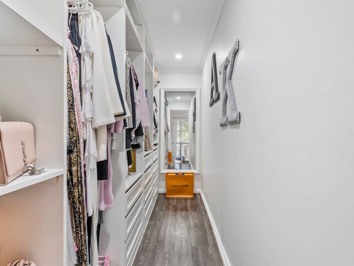 8 Carmen Court, OXENFORD - Thumbnail 11