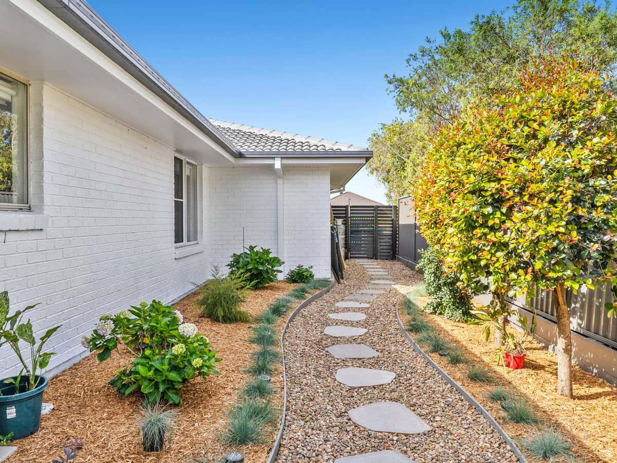 8 Carmen Court, OXENFORD - Thumbnail 24