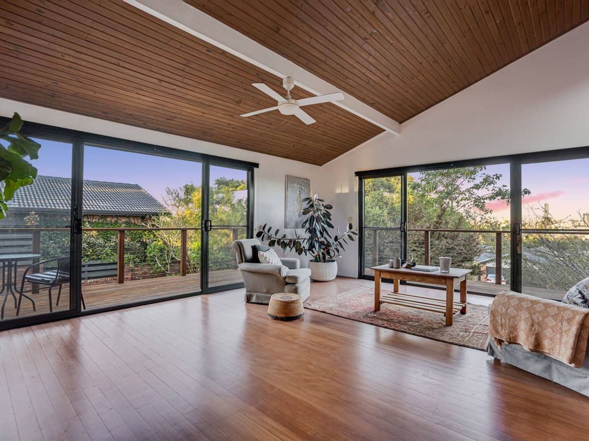 86 Parasol Street, ASHMORE - Thumbnail 4