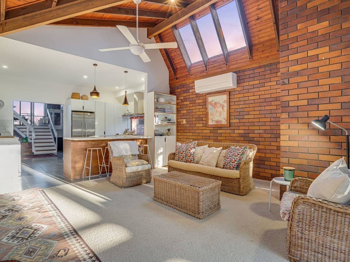 86 Parasol Street, ASHMORE - Thumbnail 12