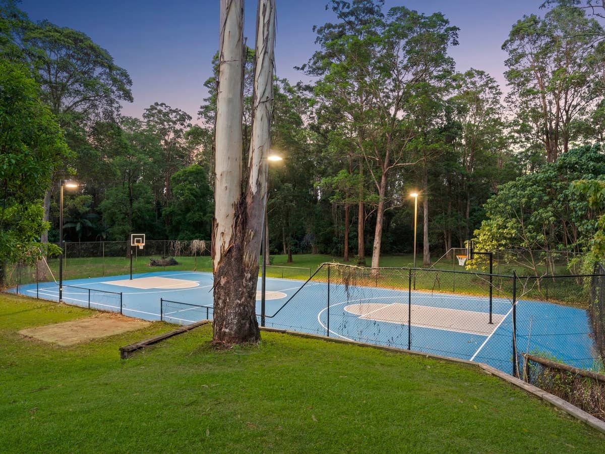 17 The Oval Drive, MOUNT NATHAN - Thumbnail 4