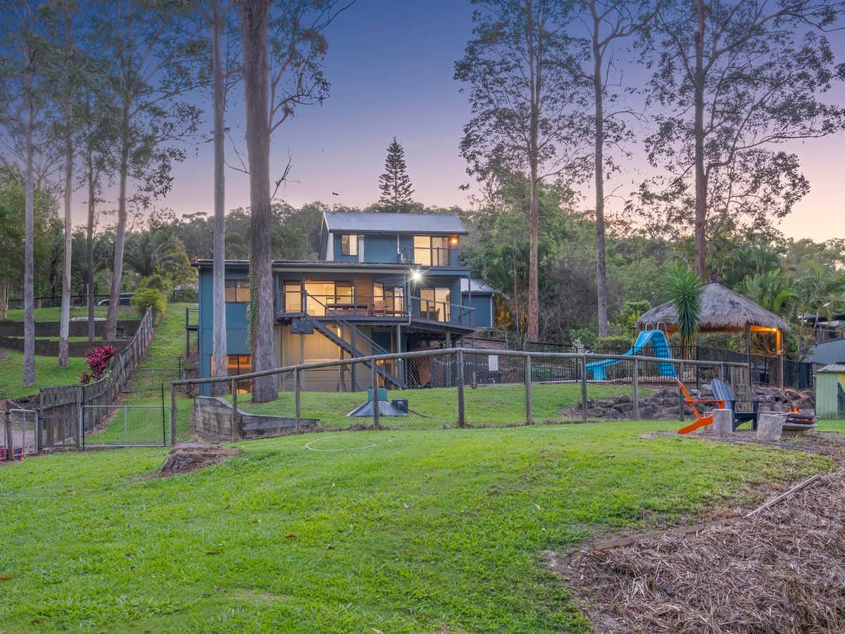 17 The Oval Drive, MOUNT NATHAN - Thumbnail 5