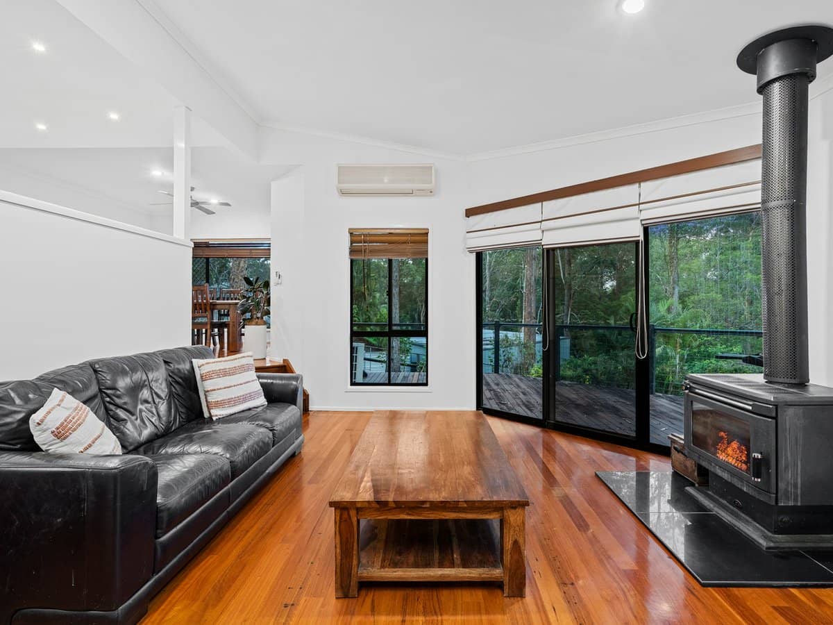 17 The Oval Drive, MOUNT NATHAN - Thumbnail 11