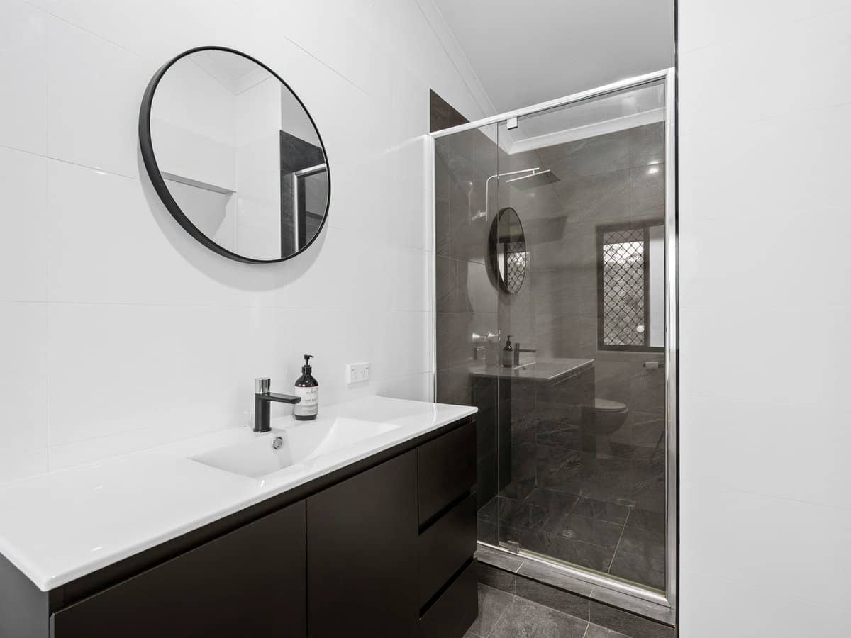 17 The Oval Drive, MOUNT NATHAN - Thumbnail 16