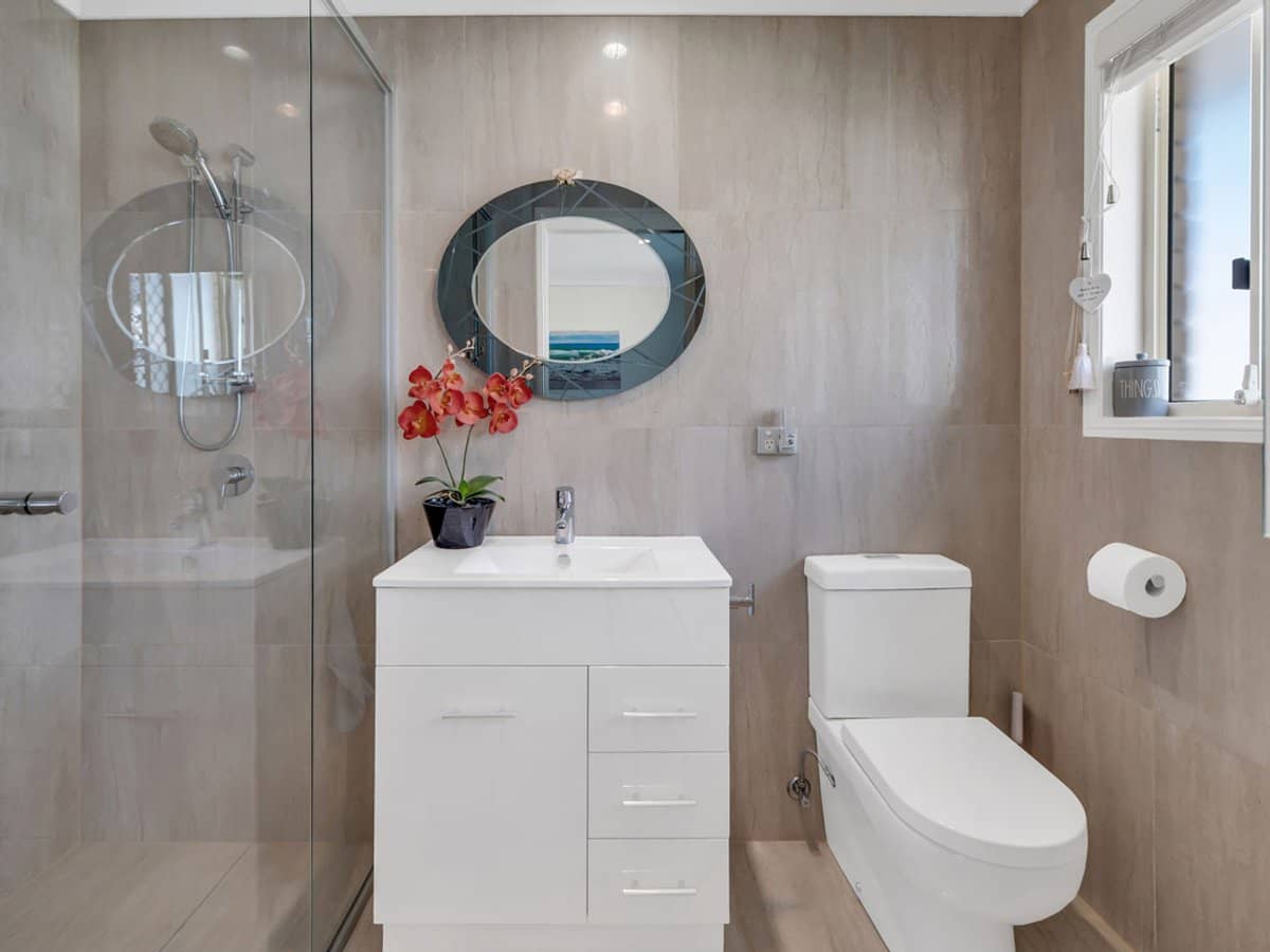 31 Salvia Street, HOLLYWELL - Thumbnail 16