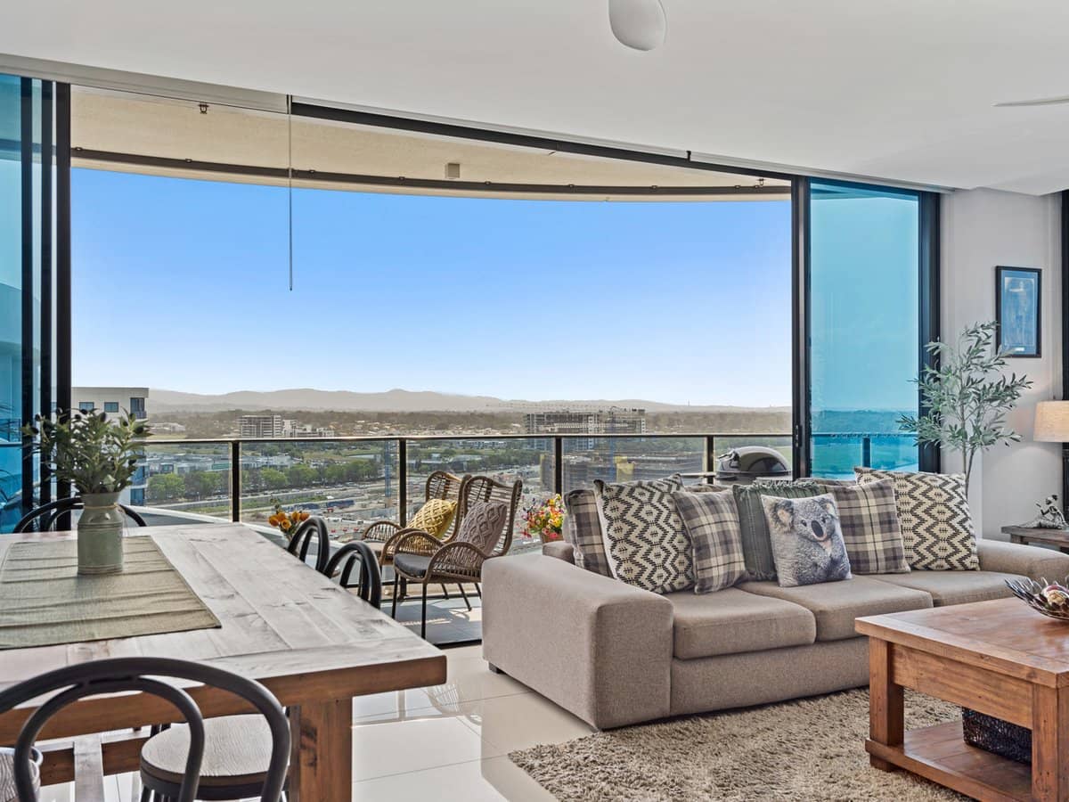 5 Harbour Side Court, BIGGERA WATERS - Thumbnail 6