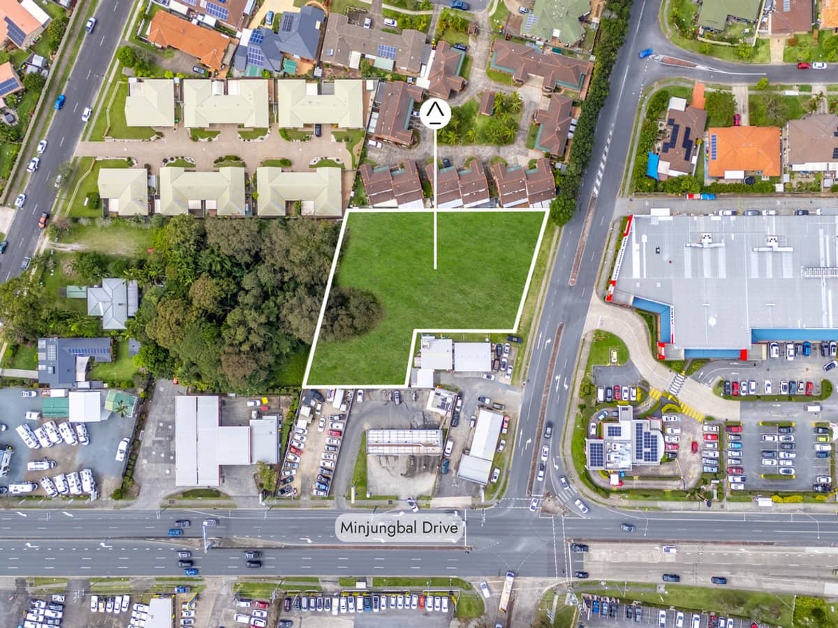 7-9 Shallow Bay Drive, Tweed Heads South - Thumbnail 2