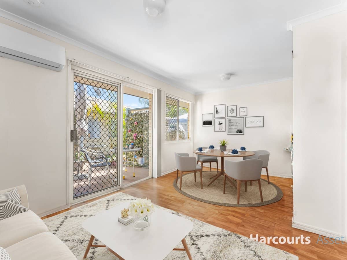 12-14 Yeates Crescent, MEADOWBROOK - Thumbnail 4