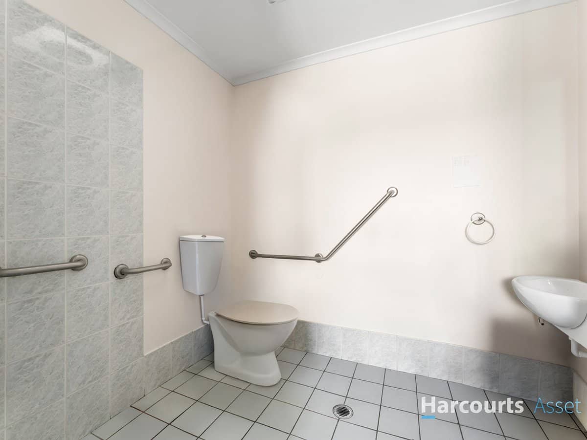 12-14 Yeates Crescent, MEADOWBROOK - Thumbnail 7