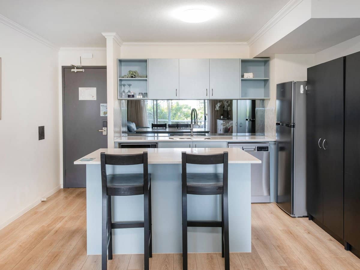 132-138 Ferny Avenue, Surfers Paradise - Thumbnail 16