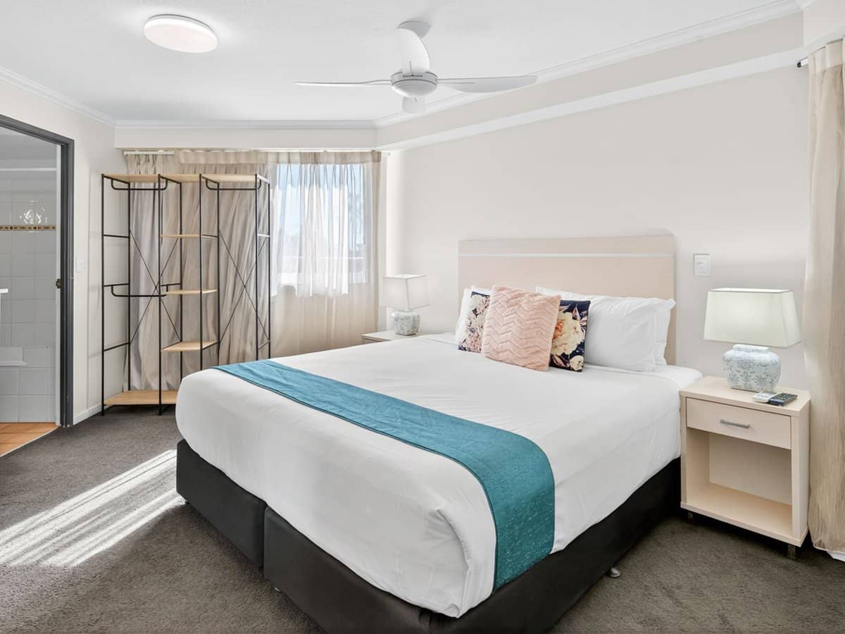 132-138 Ferny Avenue, Surfers Paradise - Thumbnail 6