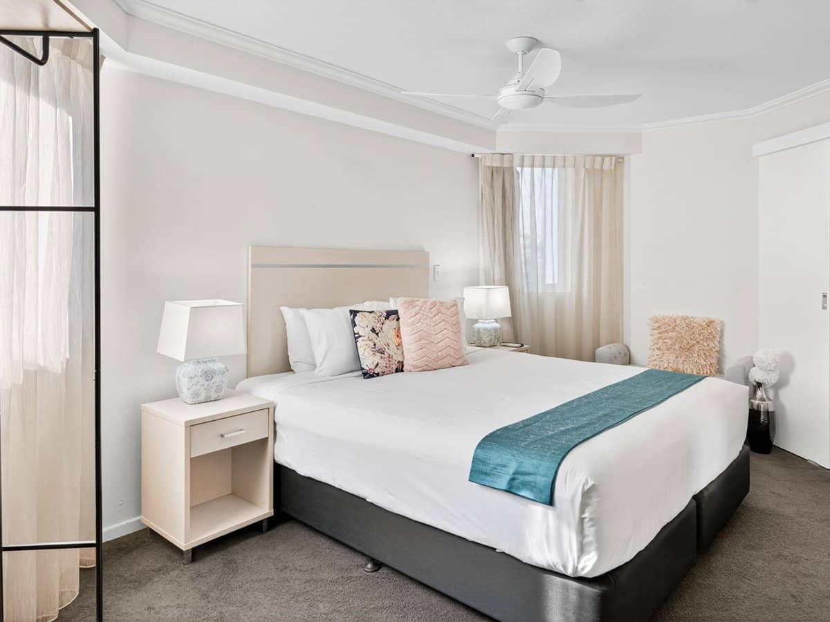 132-138 Ferny Avenue, Surfers Paradise - Thumbnail 7