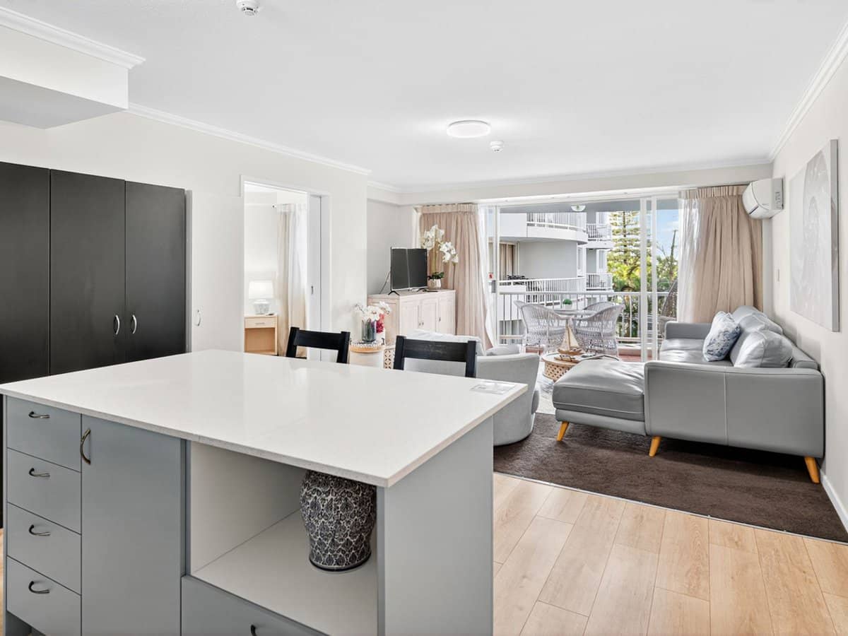 132-138 Ferny Avenue, Surfers Paradise - Thumbnail 13