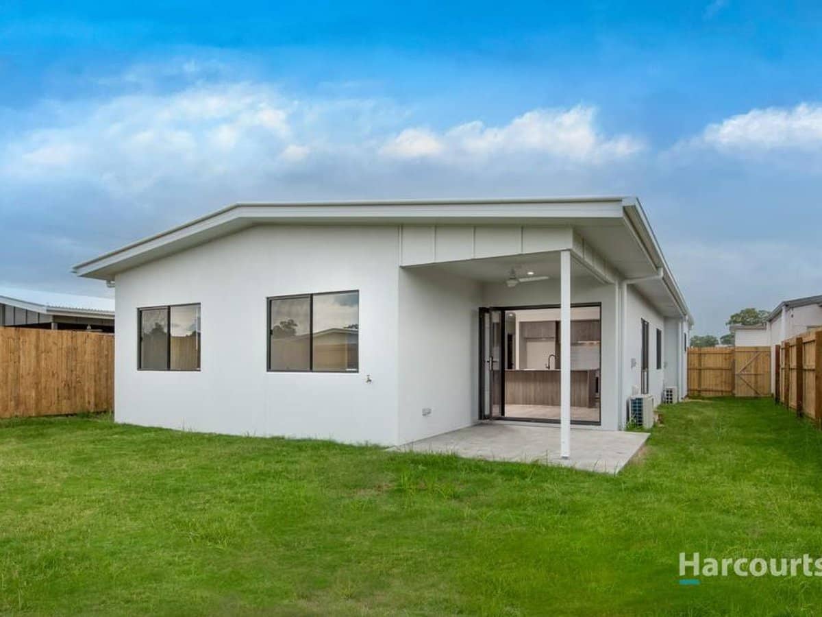 9 Mills Way, GREENBANK - Thumbnail 10