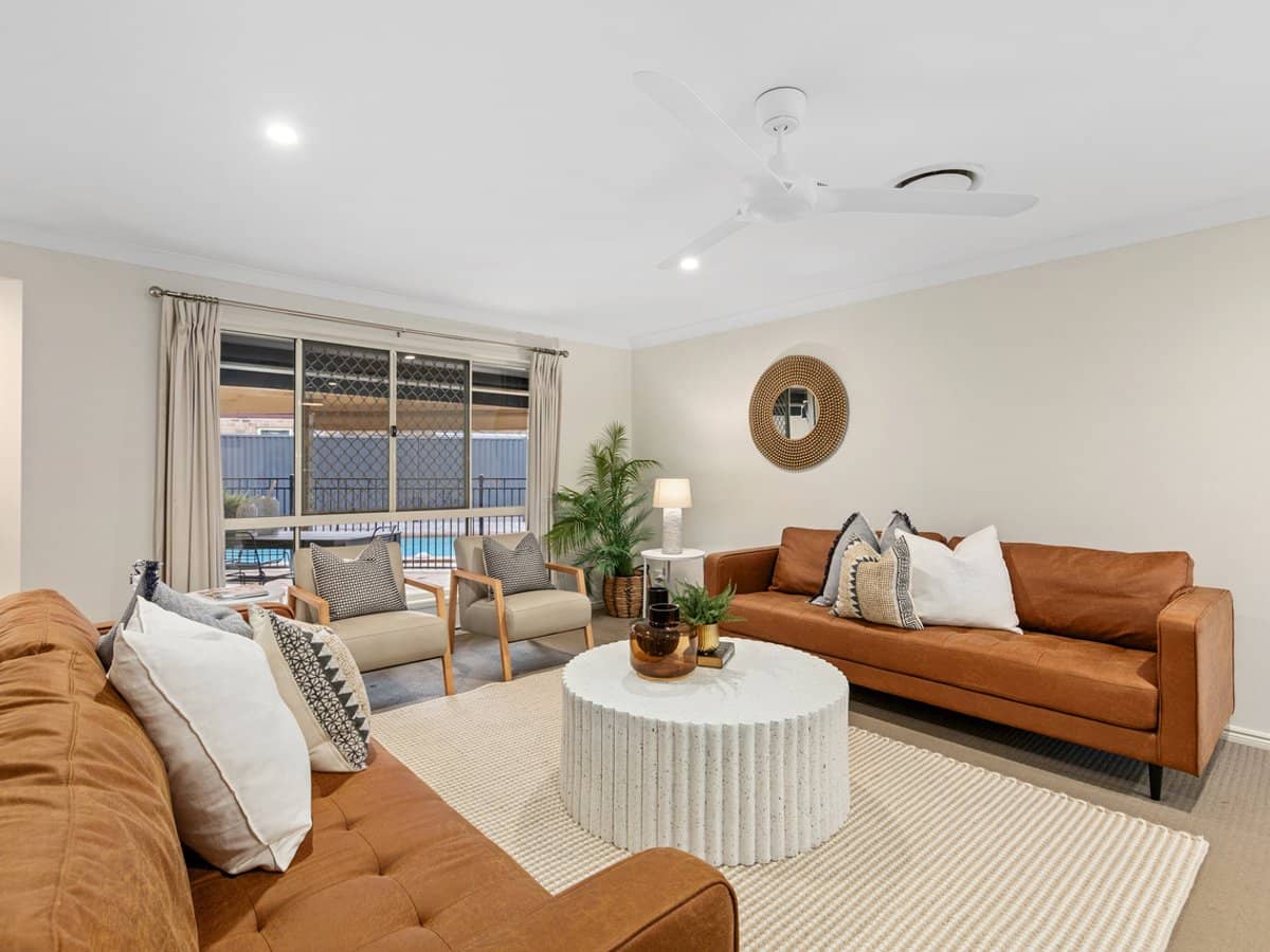 10 Creekview Street, HELENSVALE - Thumbnail 10