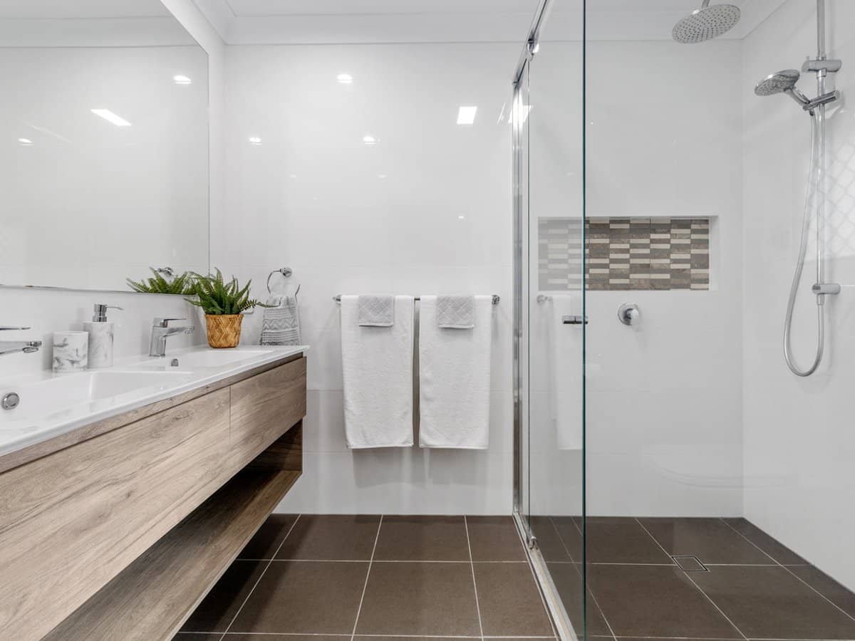 10 Creekview Street, HELENSVALE - Thumbnail 13