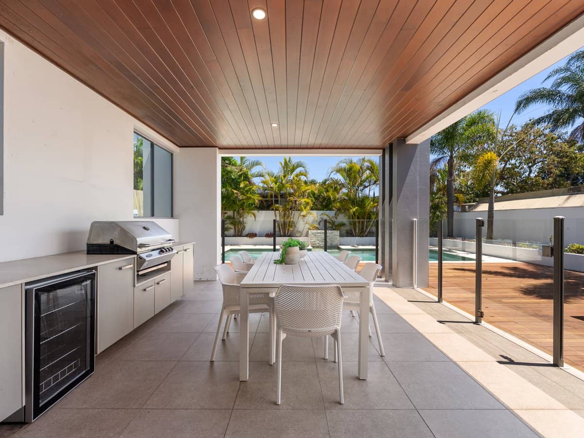 3 Brindisi Avenue, Surfers Paradise - Thumbnail 6