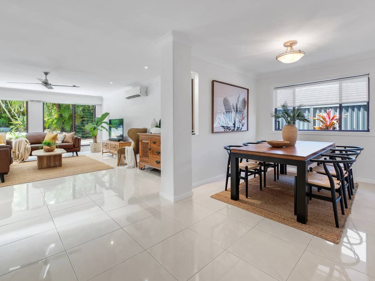 21 Freda Street, ASHMORE - Thumbnail 5